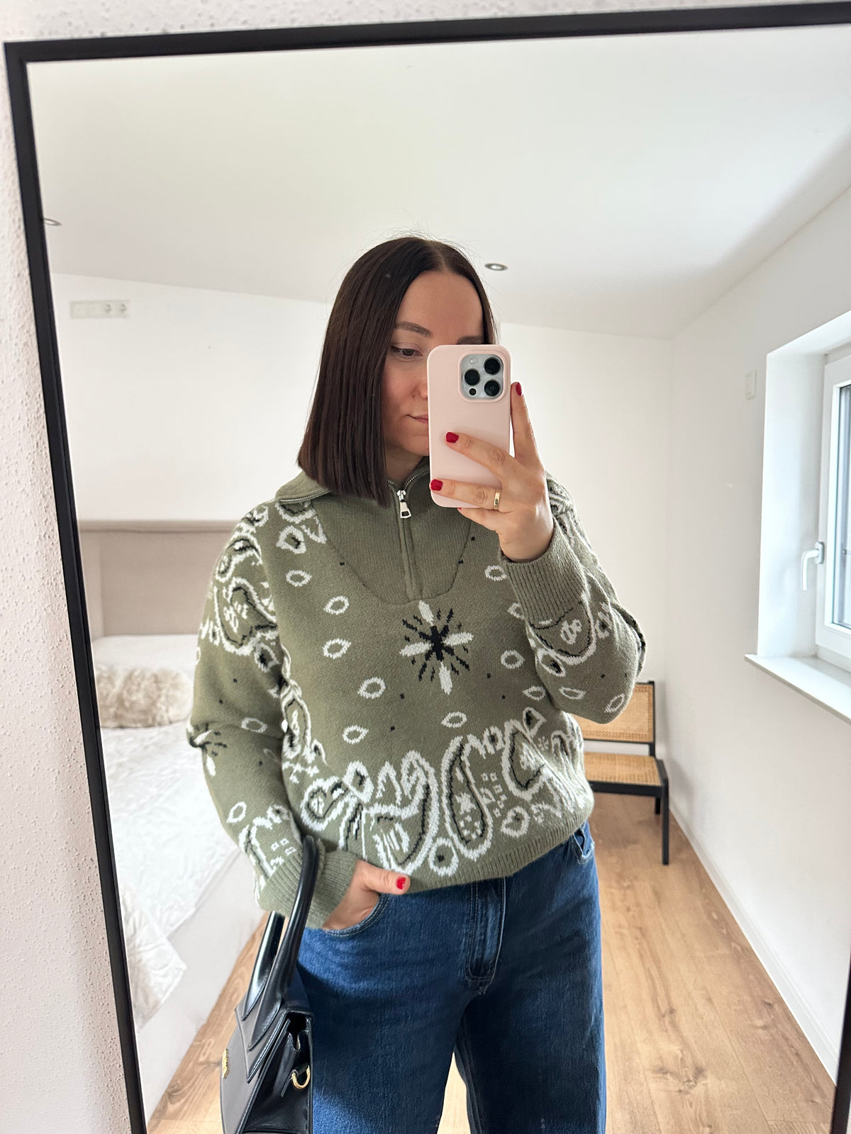 Effeny Half Sip Pullover Paisley