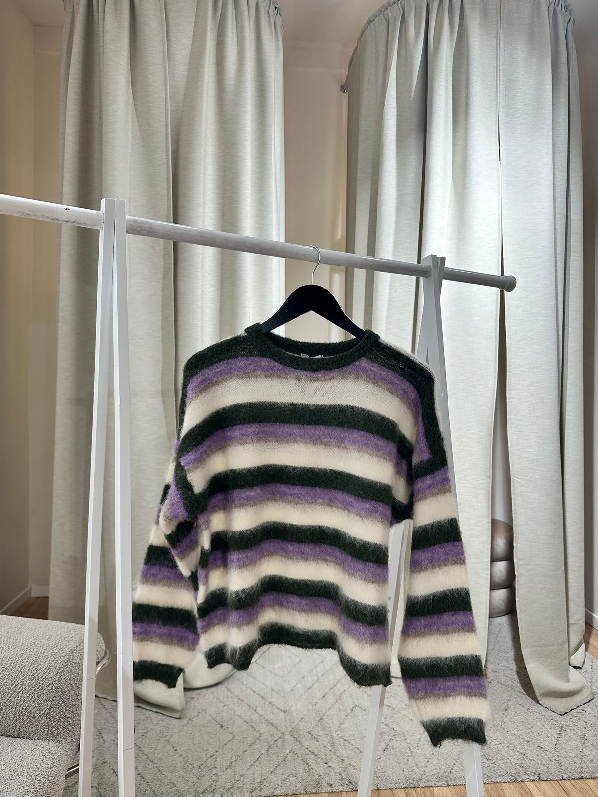 L´esstiel Flauschiger Strickpullover im Streifen-Look