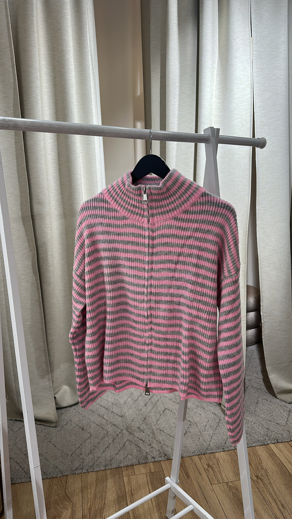 L´esstiel Gestreifte Strickjacke mit Stehkragen & Reißverschluss